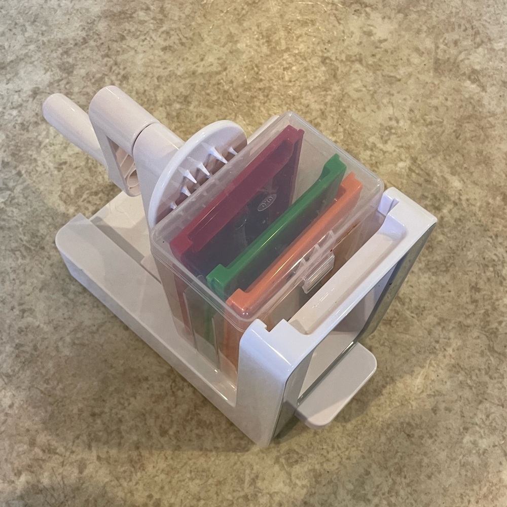 Hand spiralizer. Lightly used.
